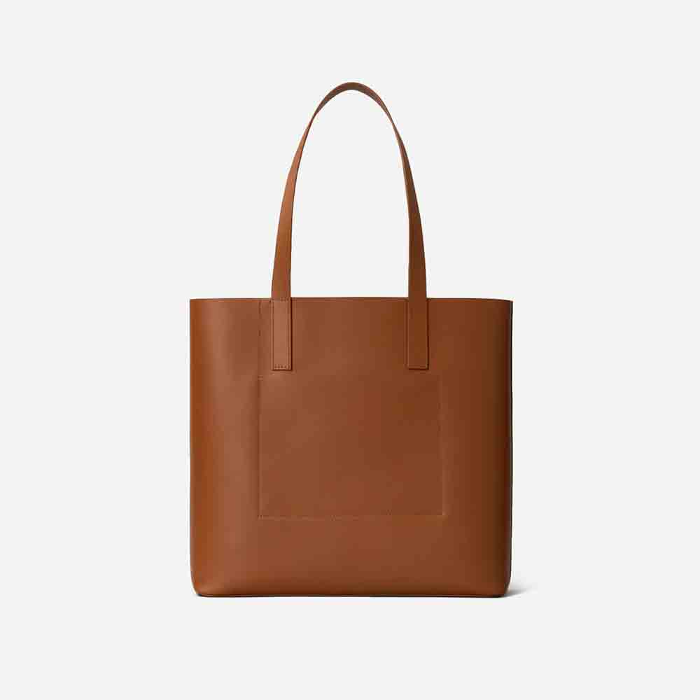 woman-daytote-a3